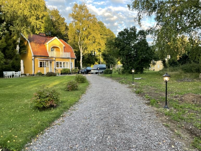 Hus på Järsta 15 i Vattholma