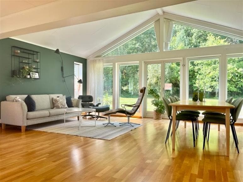 Hus på Bärby byväg 11 i Västerås